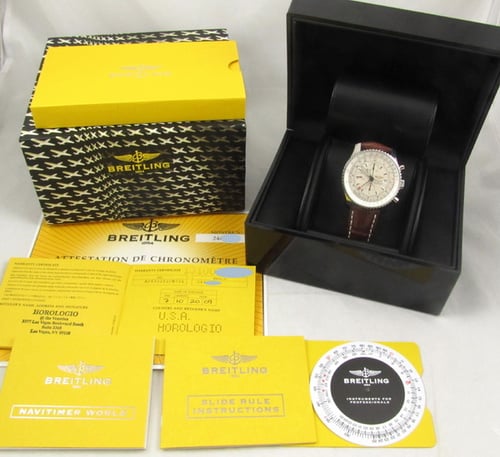 Box / Paper shot of Navitimer World