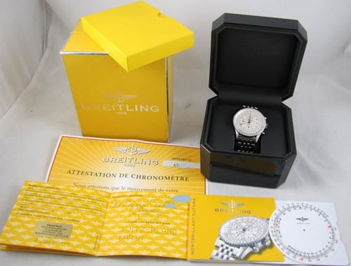 Box / Paper shot of Navitimer Montbrillant Datora