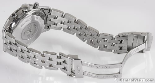 Open Clasp Shot of Navitimer AVI