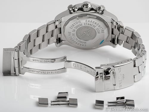 Open Clasp Shot of Avenger Skyland Chronograph