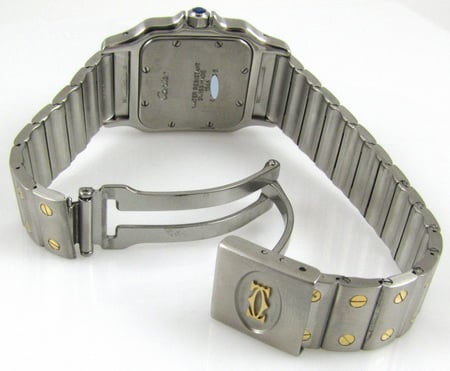 Open Clasp Shot of Santos