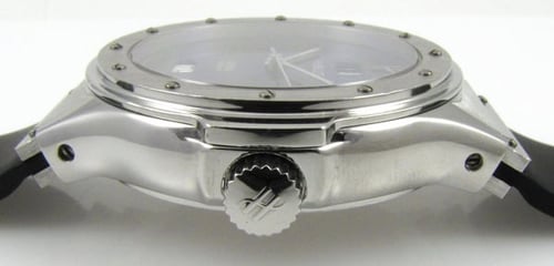 Crown Side Shot of Classic Grand Quantieme