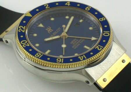 9' Side Shot of Ladies GMT