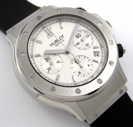 9' Side Shot of Classic Chronograph Maxi