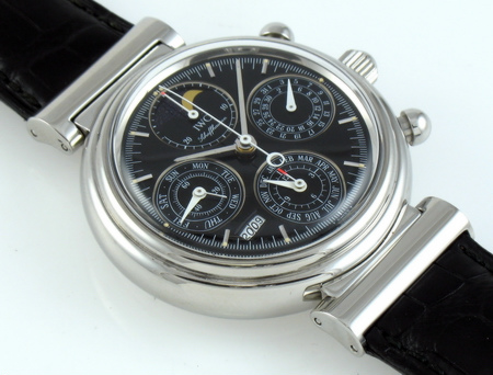 9' Side Shot of Da Vinci Perpetual Chronograph