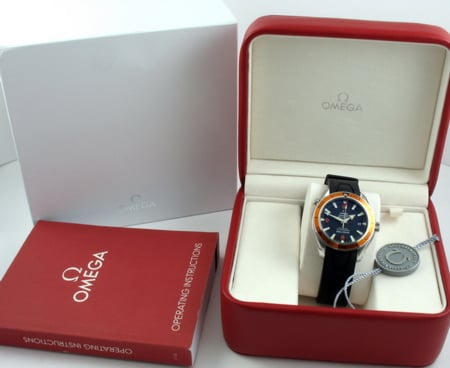 Box / Paper shot of Seamaster Planet Ocean