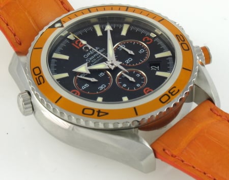 9' Side Shot of Seamaster Planet Ocean Chronograph