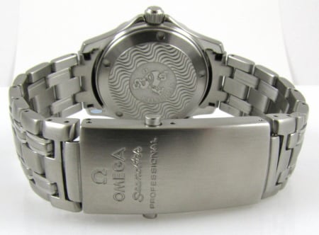 Rear / Band View of Seamaster Professional Midsize