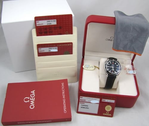 Box / Paper shot of Seamaster Planet Ocean