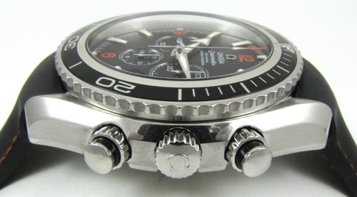 Crown Side Shot of Seamaster Planet Ocean Chronograph