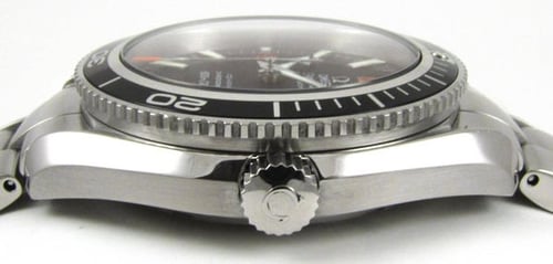 Crown Side Shot of Seamaster Planet Ocean