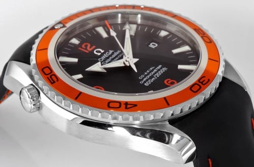 9' Side Shot of Seamaster Planet Ocean XL