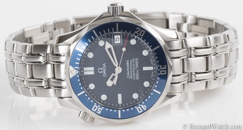 Front View of Seamaster Professional Midsize