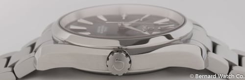 Crown Side Shot of Seamaster Aqua Terra 'Golf'