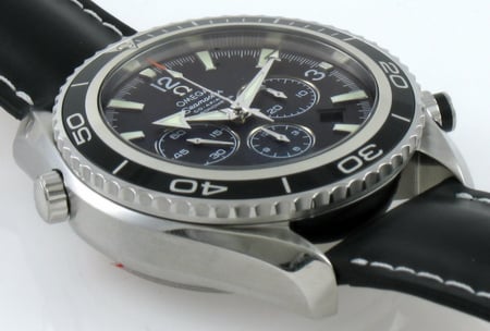 9' Side Shot of Seamaster Planet Ocean Chronograph