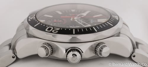 Crown Side Shot of Seamaster Chronograph Racing