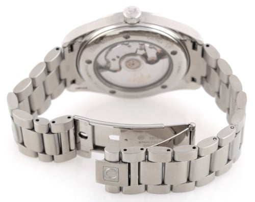 Open Clasp Shot of Seamaster Aqua Terra Co-Axial