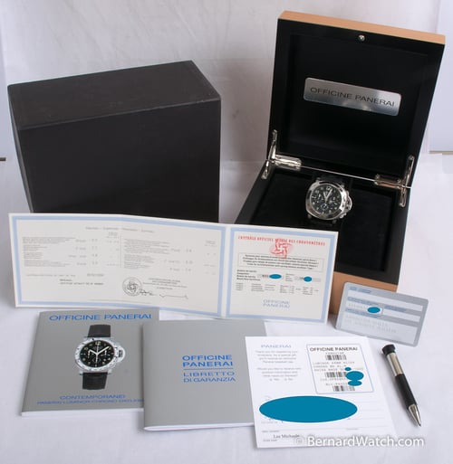 Box / Paper shot of Luminor Daylight Chrono