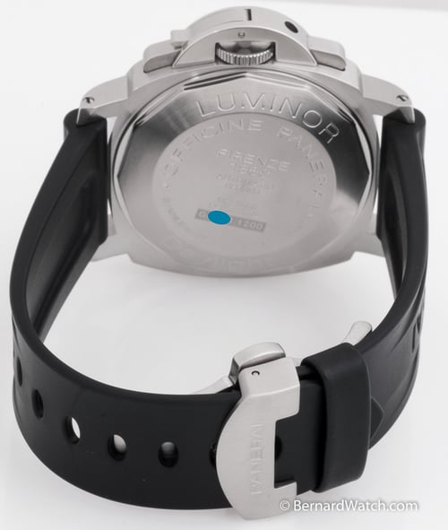 Rear / Band View of Luminor Daylight Chrono