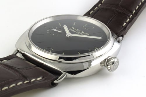 Crown Side Shot of Radiomir 42mm