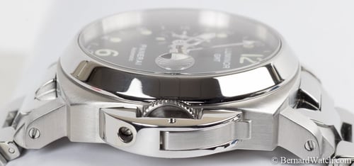 Crown Side Shot of Luminor GMT