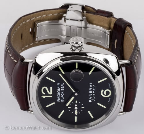 Front View of Radiomir Black Seal
