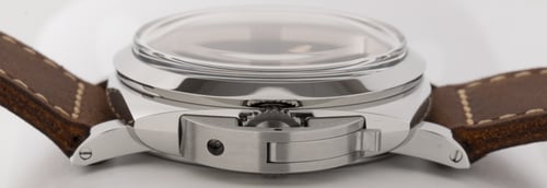 Crown Side Shot of Luminor 1950 Marina Militare