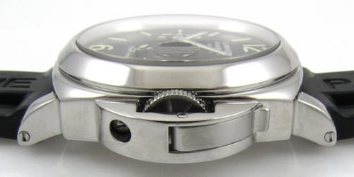 Crown Side Shot of Luminor Power Reserve