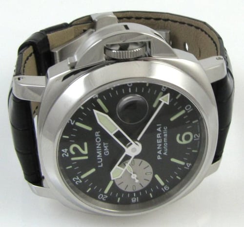 Front View of Luminor GMT