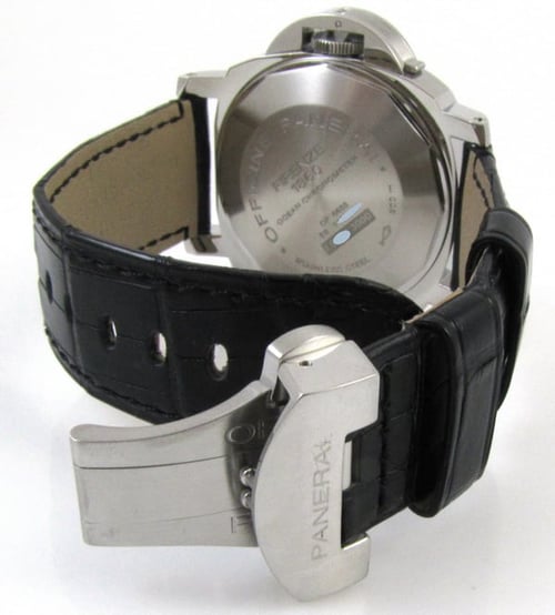 Rear / Band View of Luminor GMT