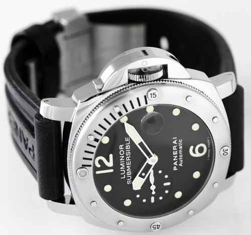 Front View of Luminor Submersible