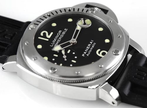 9' Side Shot of Luminor Submersible