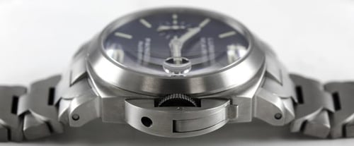 Crown Side Shot of Luminor Marina