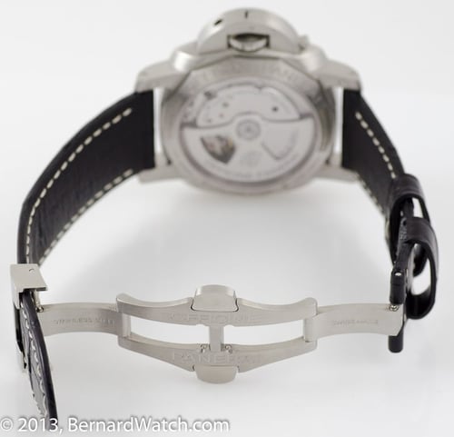 Open Clasp Shot of Luminor Marina 1950 42mm