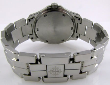 Rear / Band View of Aquanaut Midsize