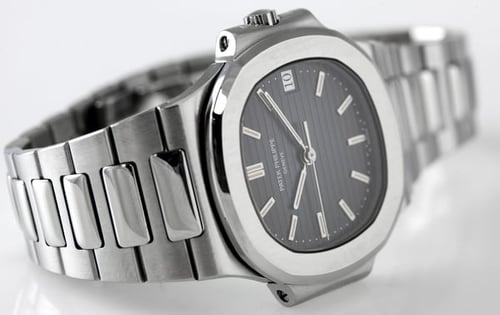 Dial Shot of Nautilus