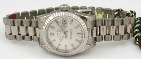 Front View of Ladies Datejust President