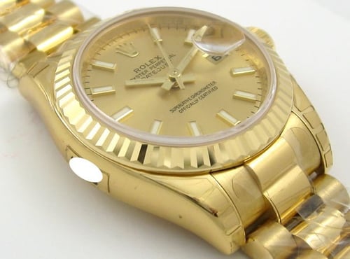 9' Side Shot of Ladies Datejust President