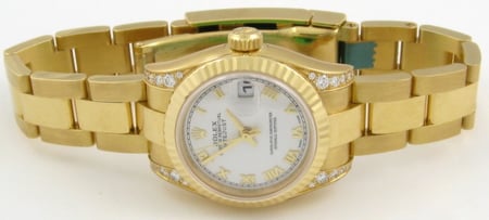 Front View of Ladies Datejust President