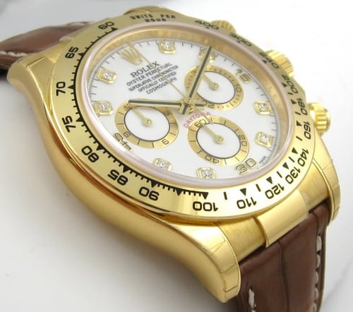 9' Side Shot of Daytona Cosmograph