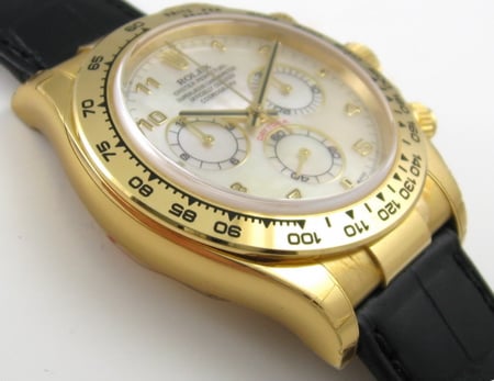 9' Side Shot of Daytona Cosmograph
