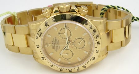 Front View of Daytona Cosmograph