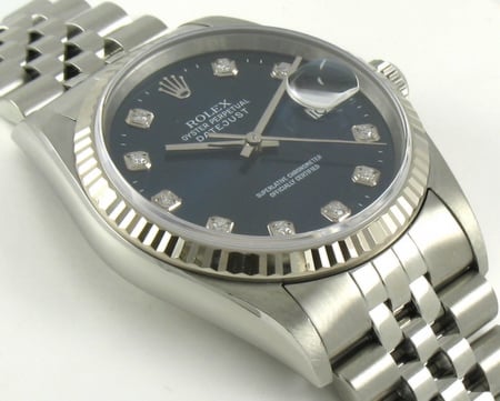 9' Side Shot of Datejust