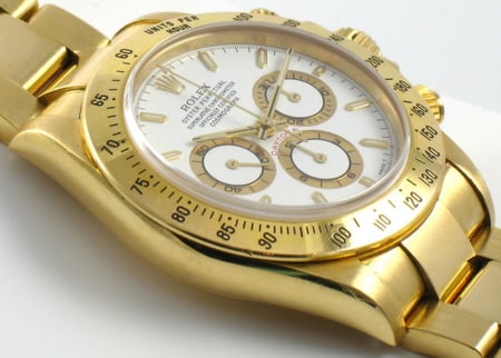 9' Side Shot of Daytona Cosmograph