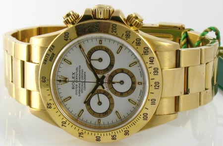Front View of Daytona Cosmograph