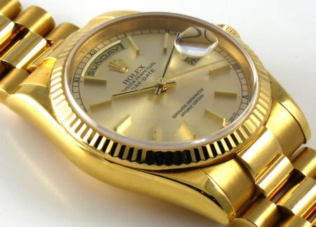 9' Side Shot of Day-Date President