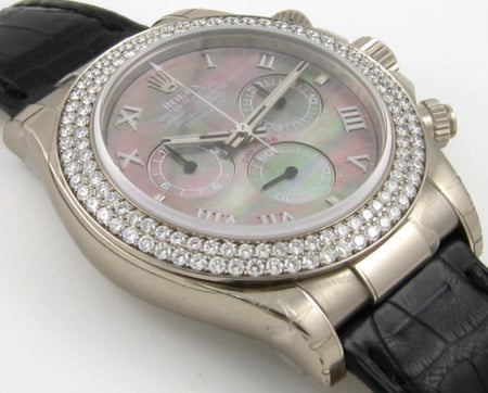 9' Side Shot of Daytona Cosmograph