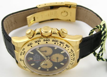 Front View of Daytona Cosmograph