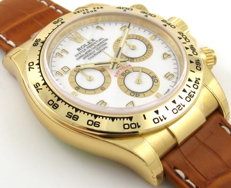 9' Side Shot of Daytona Cosmograph