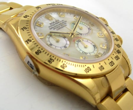 9' Side Shot of Daytona Cosmograph